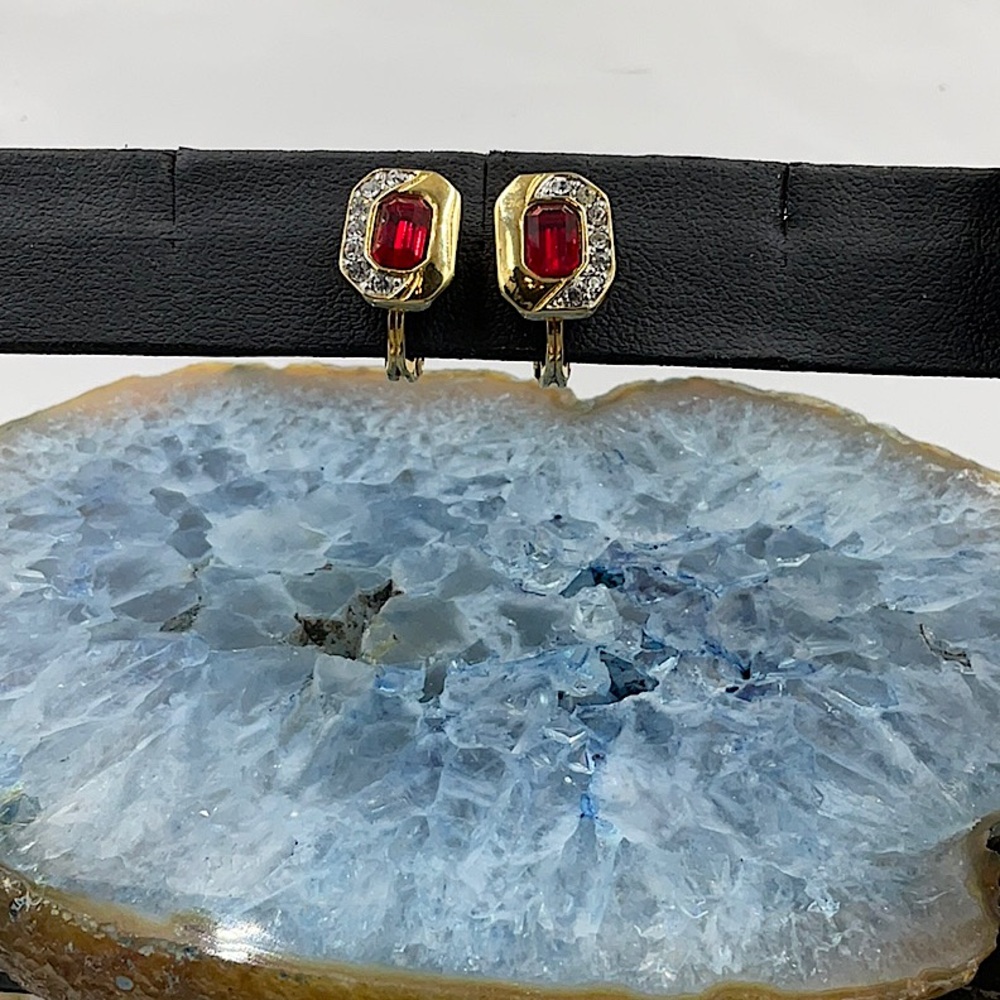 Vtg (1970)Monet Gold Earrings Leverback Clip On With Sparkling Crystals - Picture 3 of 6